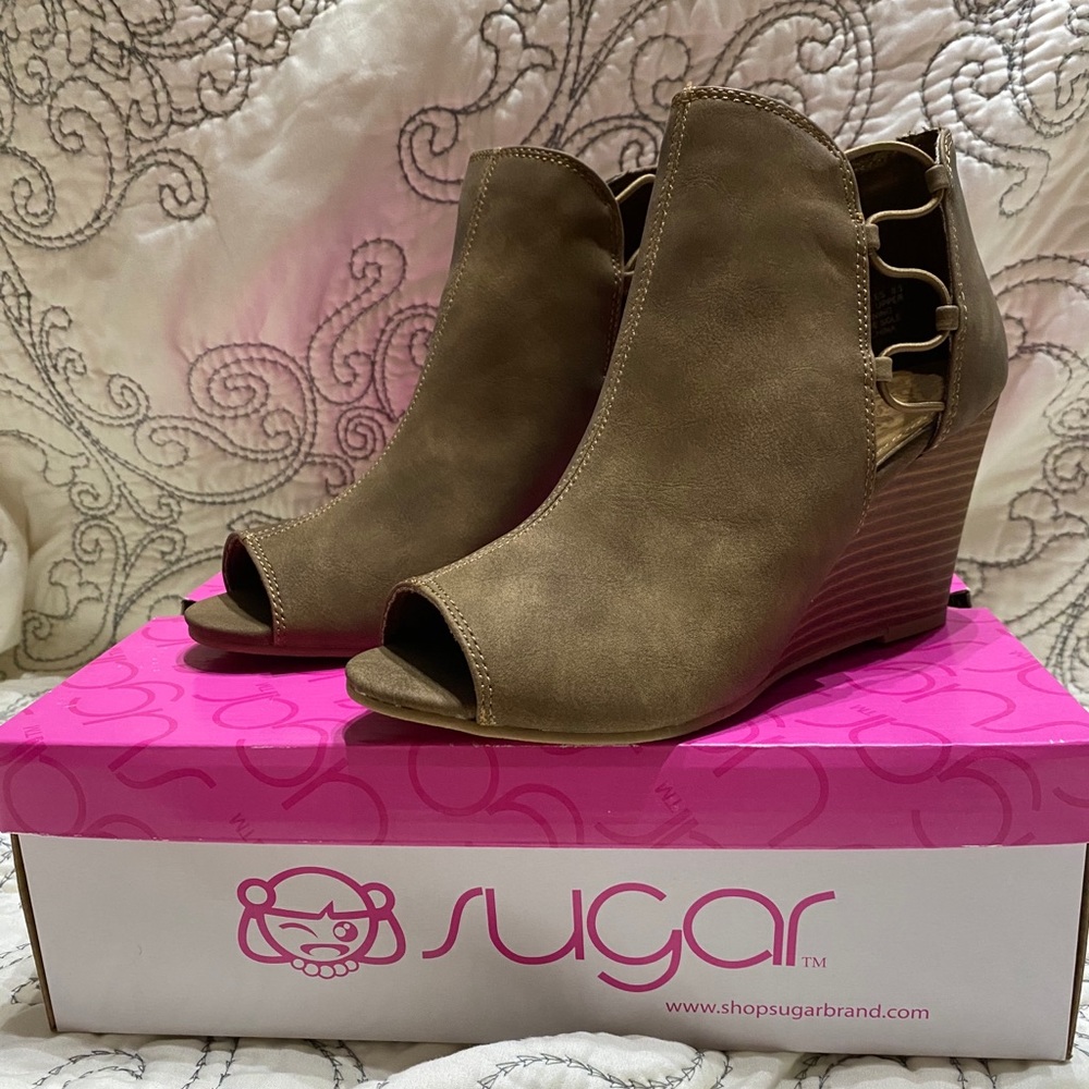 Peep toe booties